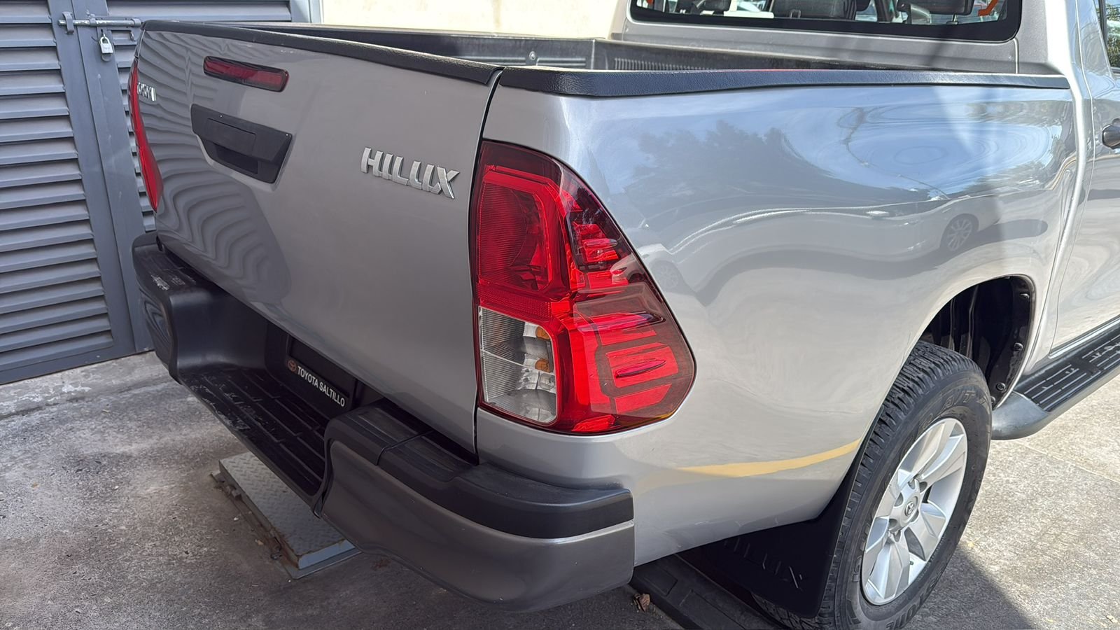 TOYOTA HILUX 2017 ESTANDAR